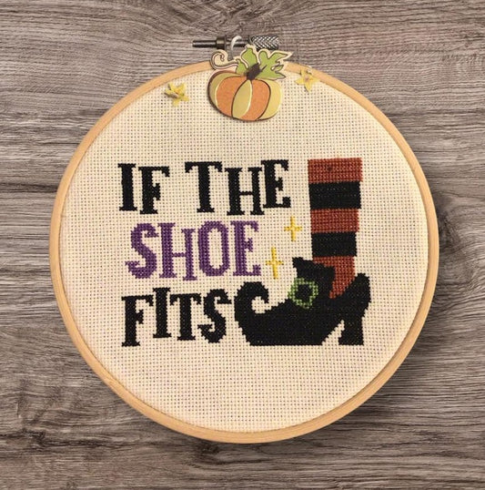 Hoop X-stitched Witchy Shoe